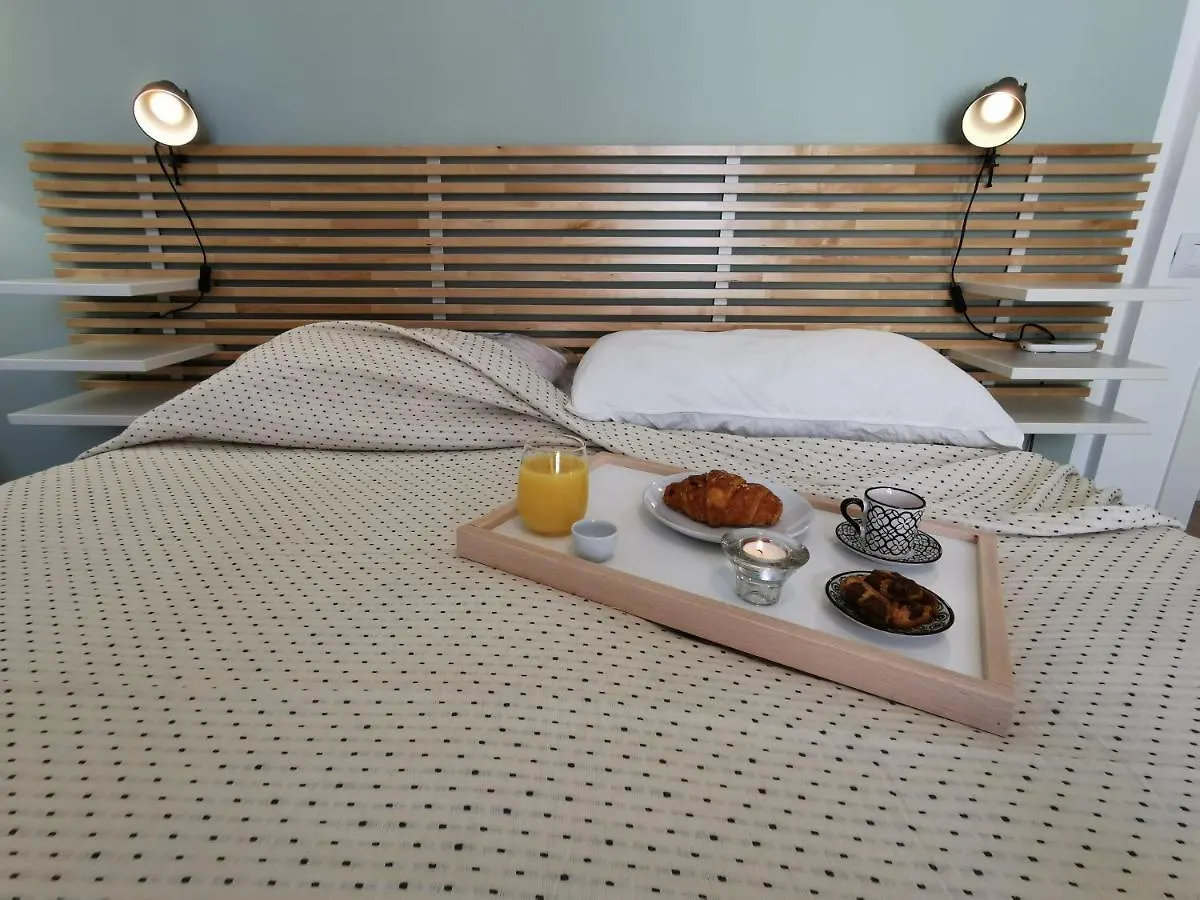 Dagnino House - Luxury Apartment In The Center Of Palerme